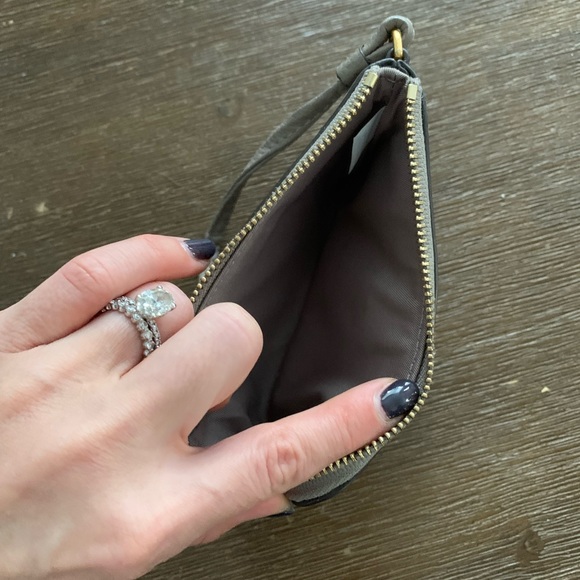 Tory Burch Miller Zip Card Case - Picture 3 of 3